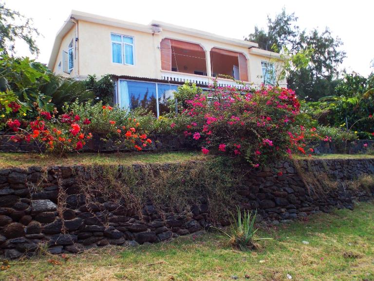Le Macoua Guest House - Bed and Breakfast Nouvelle Découverte
