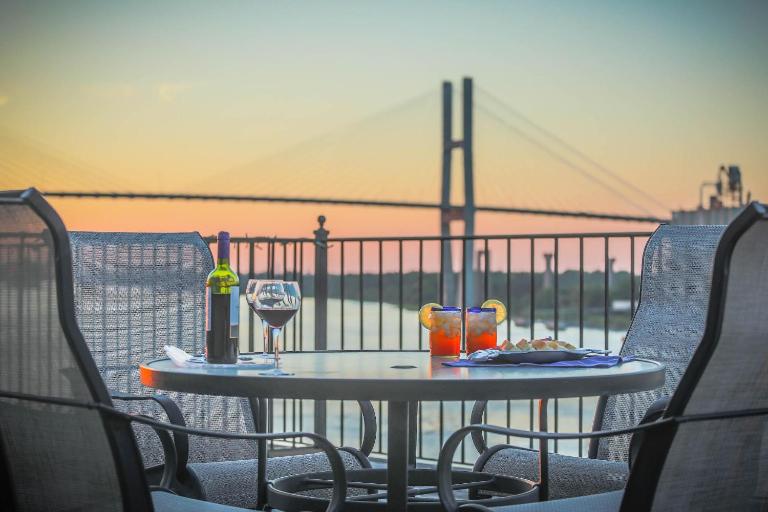 Savannah Riverview by Lucky Savannah - B&B Savannah