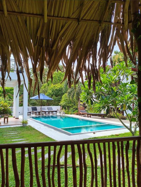 Finch Tangalle - Bed and Breakfast Tangalle