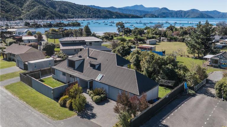 Coastal Sound - Waikawa Holiday Home - B&B Picton