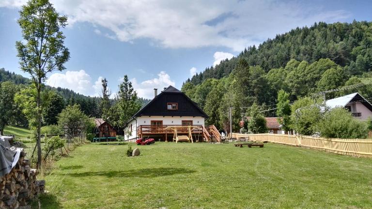 Chalupa Pri Grúni - B&B Zázrivá