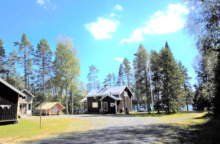 Yksityinen järvenrantakohde ryhmille sauna, luonto ja oma rauha - B&B Jämsä