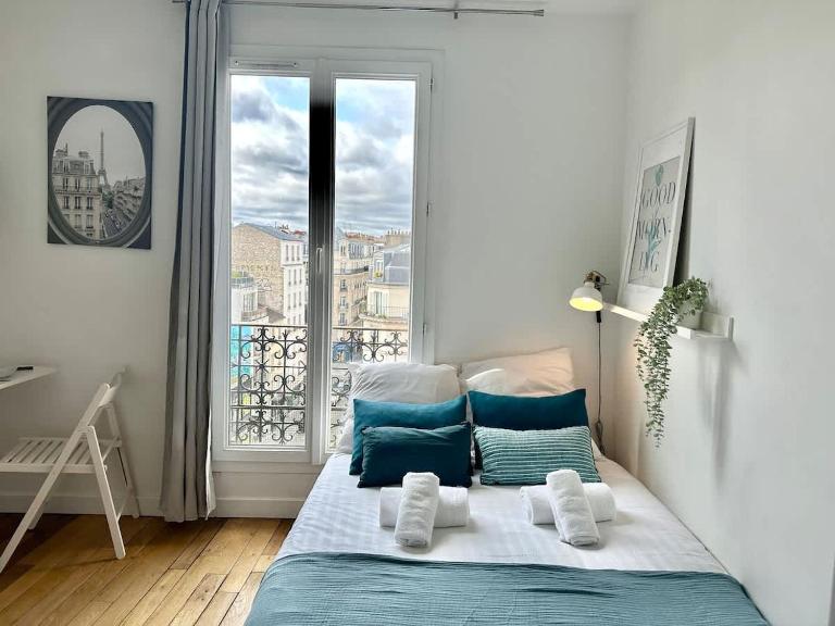 364 Suite Deneuve -Cosy Apartment Paris Center - B&B Parigi