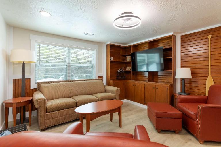 Lighthouse Lodge 4 - Chambres d'hôtes Kimberling City