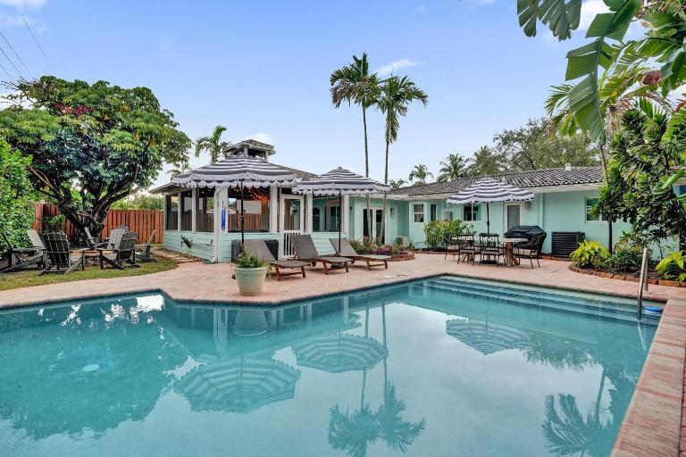 Poolside Palms Villa - B&B Fort Lauderdale
