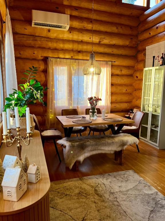 River's Whisper Cottage - B&B Rovaniemi