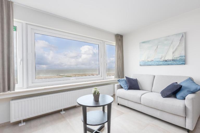 LECOMTE - Beachfront seaview 196 - Ferienwohnung Ostende