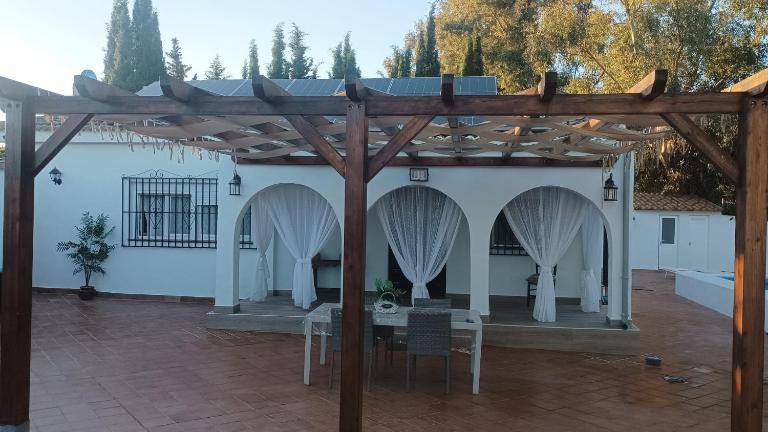 Alojamiento Rural Paraiso Pozuela - Bed and Breakfast Jaén