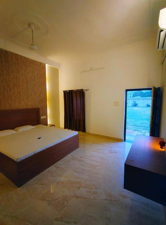 The Vindhya Stay - Your Countryside Escape - B&B Chīlh
