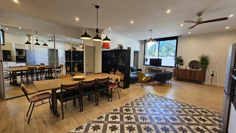 Magnifique Loft Proche Centre-ville et Gare - B&B Montpellier