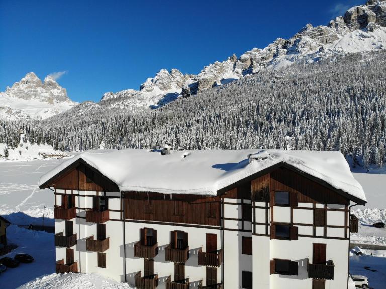Appartamento di Lusso con Vista Lago a Misurina - Cortina - B&B Misurina