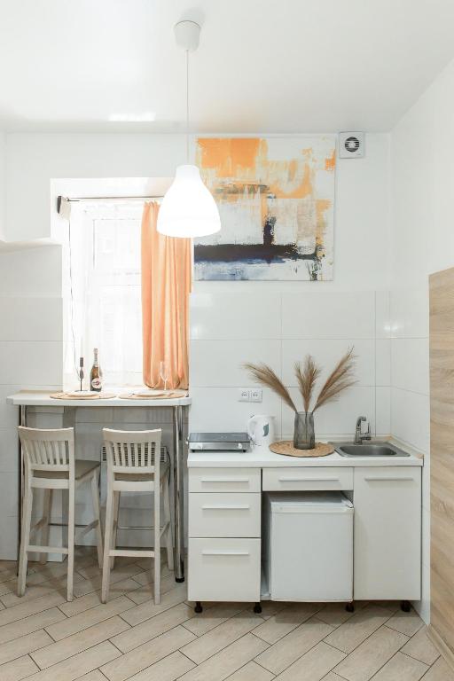 SMART APARTMENTS З РЕМОНТОМ ДЕШЕВО В ЦЕНТРІ пл Теодора 5 - Ferienwohnung Lwiw