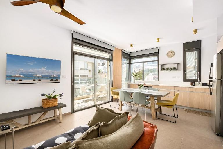 Zrubavel Escape Central & Quiet by the Sea - Ferienwohnung Tel Aviv