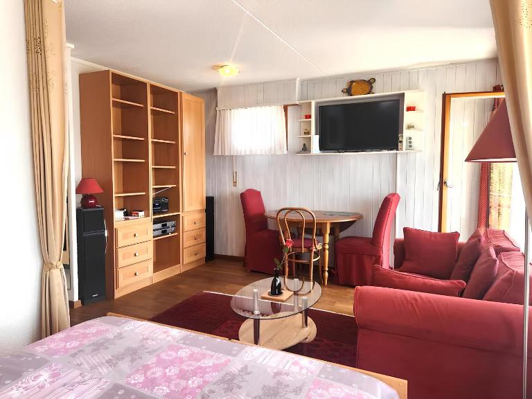 Studio Cosy Panorama II - Proche des Bains et vue sur la vallée et montagne - B&B Leytron