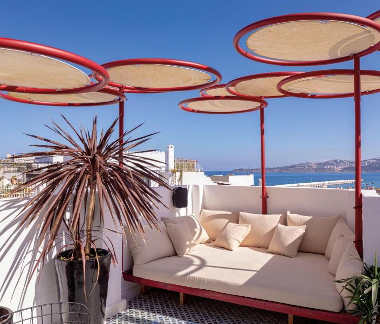 Rooftop House in the heart of the Médina - B&B Tangier