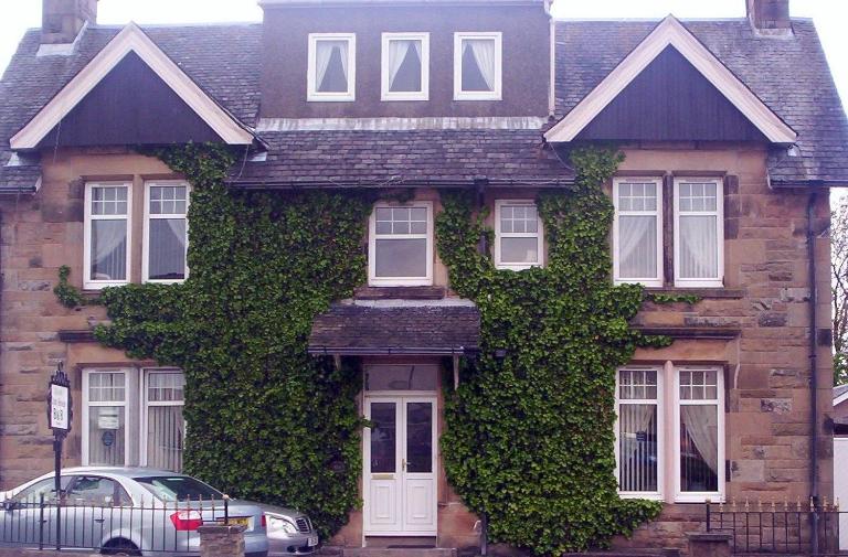 The Old Tramhouse Self Catering Traditional Charming Apartments Located In The Heart Of Historic Stirling For Short-Long Stays In Stirling For Tourism & Events & Contractor Base Stays For Central Belt Area & Open To Book All Year Round - Bed and Breakfast Stirling