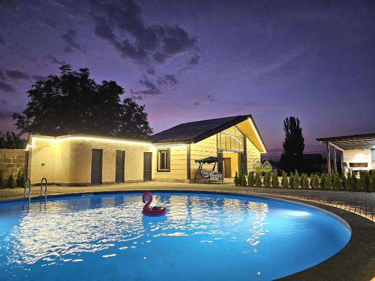 Arev Rest House - B&B Katnaghbyur