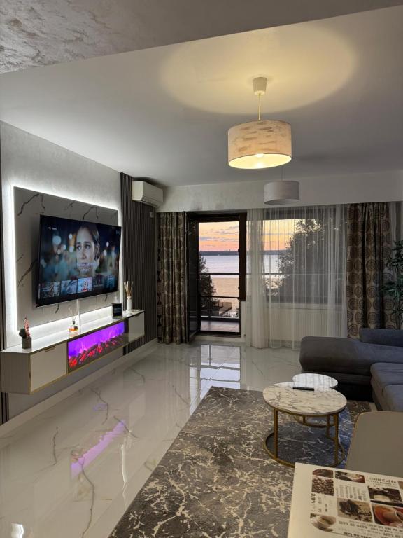 Elegance Apartament - Bed and Breakfast Mamaia