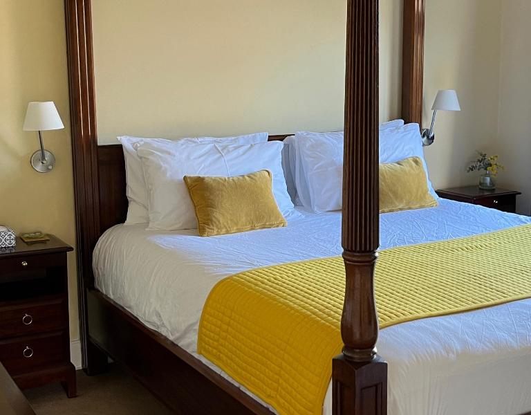 Luxury Beds Parking 2 Bathrooms 3 Large Bedrooms Nice Area - Chambres d'hôtes Morecambe