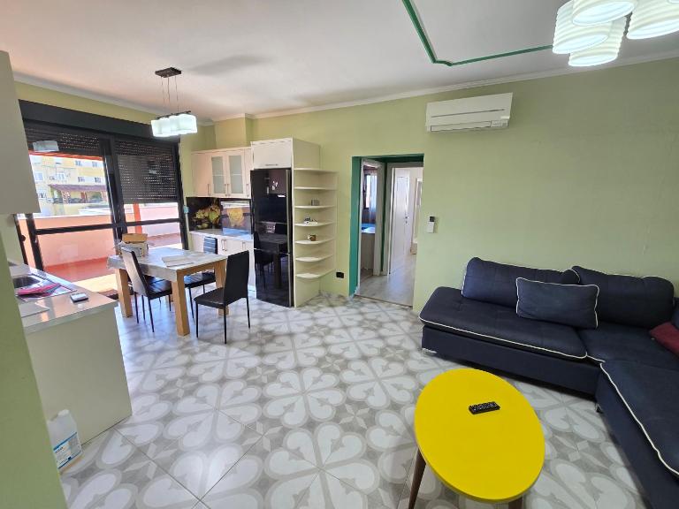 Tona Apartment 02 - B&B Tirana