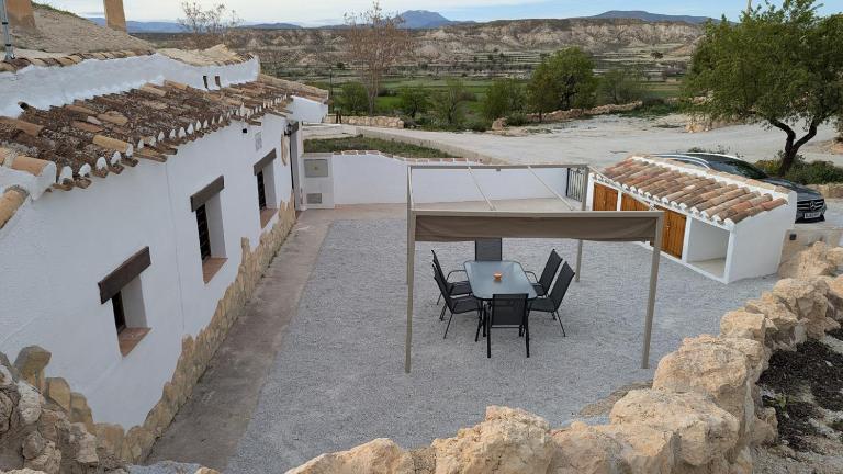 Cueva Murphy - Modern house with 3 cave bedrooms in Orce - Bed and Breakfast Orce