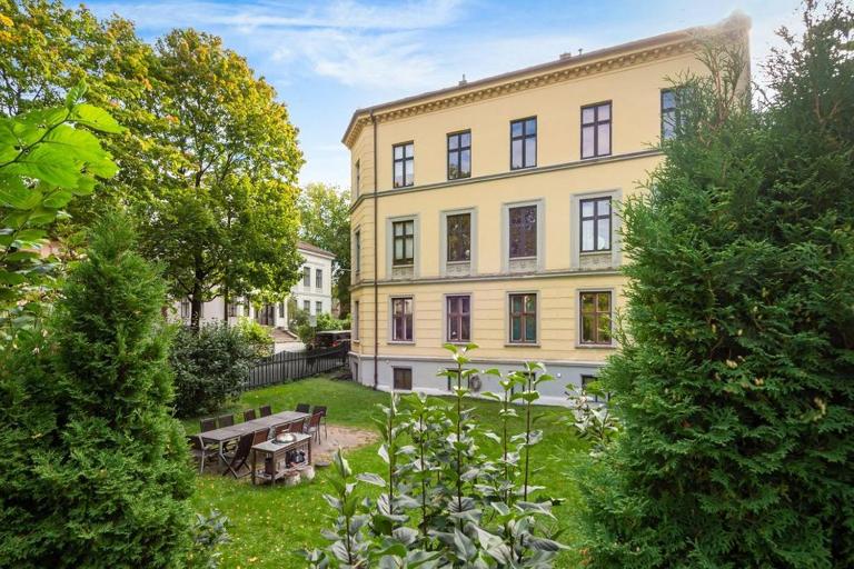 Just steps behind the Royal Palace - B&B Oslo