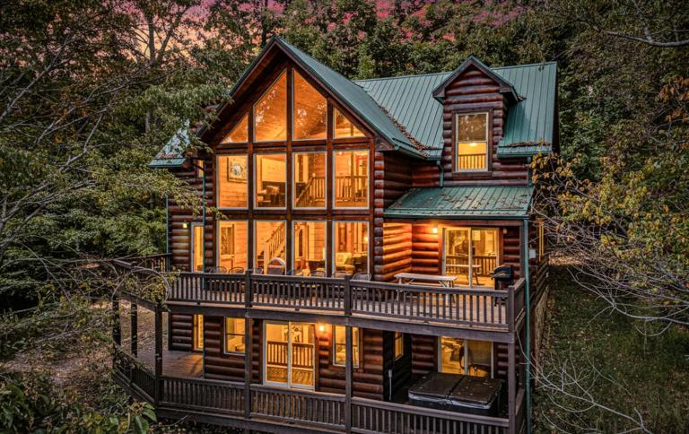 Majestic Manor - Peaceful Modern Cabin Retreat Near Watauga Lake - B&B Butler