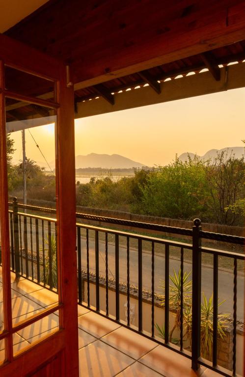 Bay View 9 at Harties Lodge - Meerhof - B&B Hartbeespoort