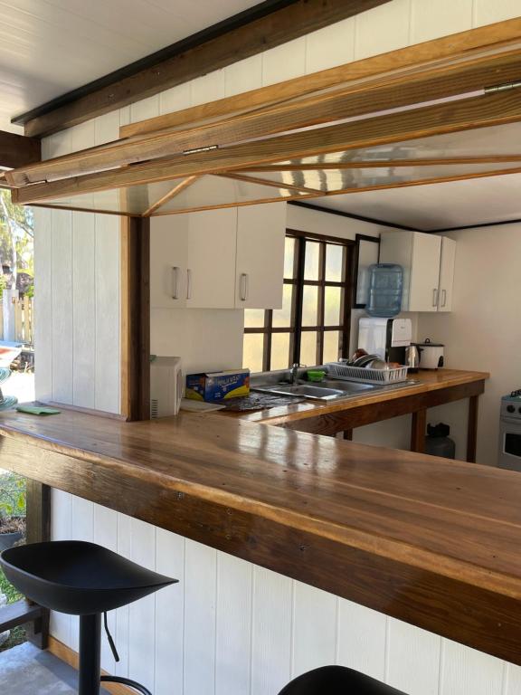 NHN Lodge - Chambres d'hôtes Avatoru