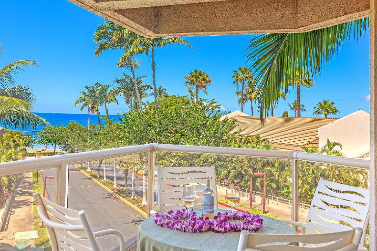 Maui Banyan 1 bedroom, ocean view, steps to beach, king-size bed, full kitchen - B&B Wailea