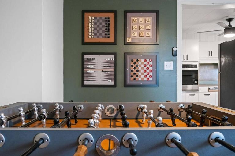 9mi To NRG | Game Room | Hot Tub | Firepit | Grill - Ferienwohnung Oak Hill
