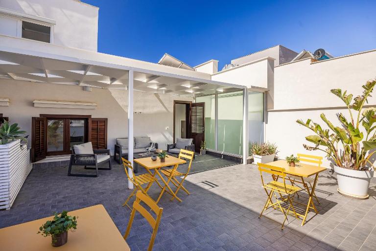 Casa Azzurra Rooms e apartment By Dimora Hub - B&B Terrasini