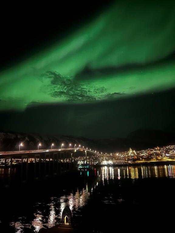 Arctic Panorama Apartment - B&B Tromsø