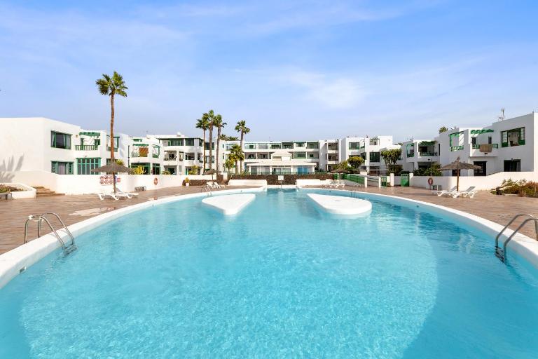 Home2Book Terrace & Pool Retreat, Costa Teguise - B&B Teguise