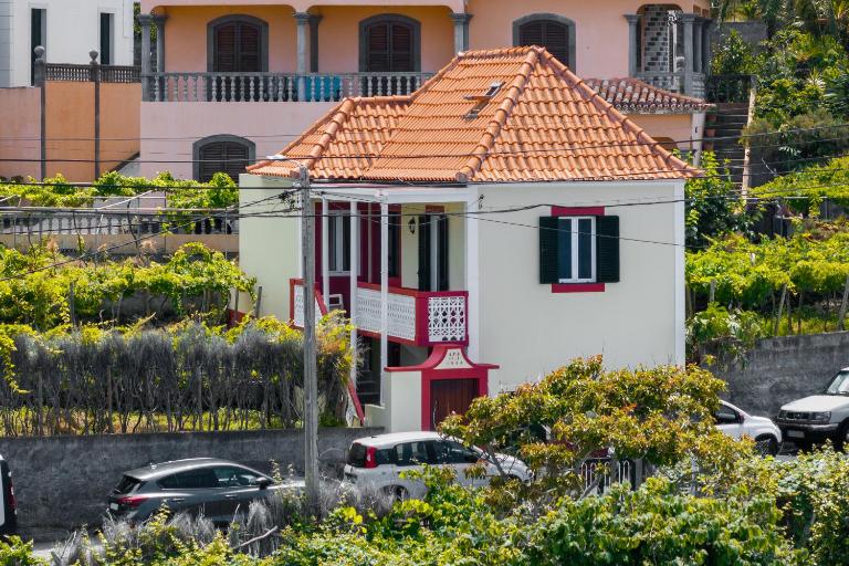Casa Jardim Celeste - B&B Seixal