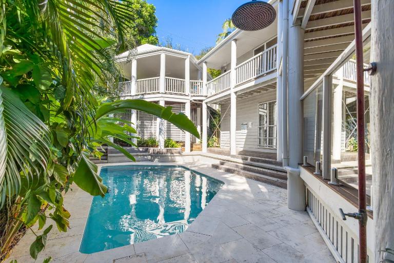 Tropical Family Hideaway, Noosa Heads - B&B Noosa