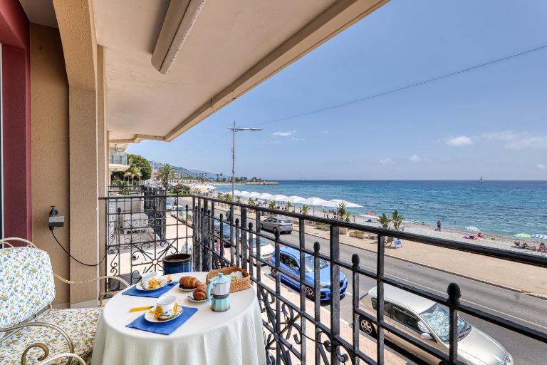 Victoria Beach Apartments - B&B Mentone