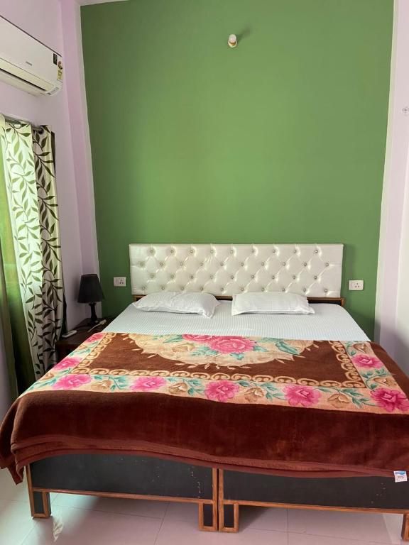 Holy Haritez Inn - B&B Varanasi