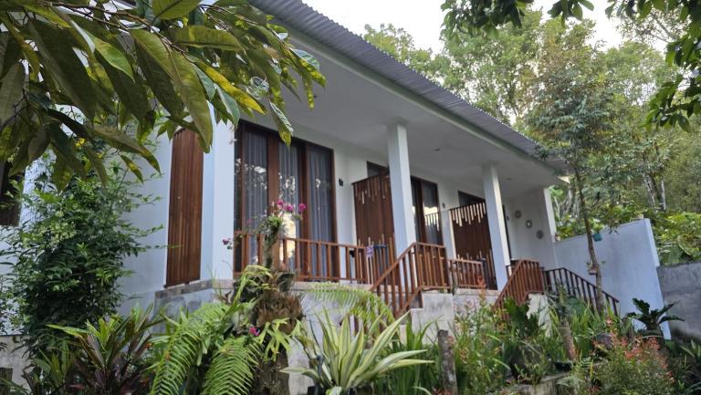 Umah Yugadi Bali - B&B Munduk