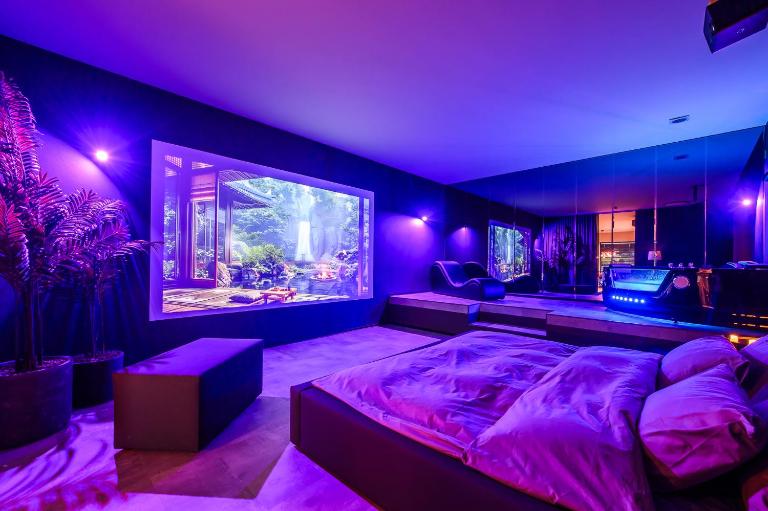 Jacuzzi Cinema Wabi Sabi 3 - B&B Kaunas