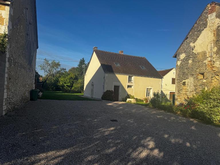 fleurs du deffand 10 personnes - Bed and Breakfast Le Deffand