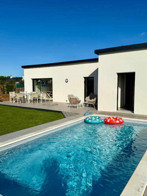 Port-Manech', Maison avec piscine - Plages à pied - Chambres d'hôtes Kermen