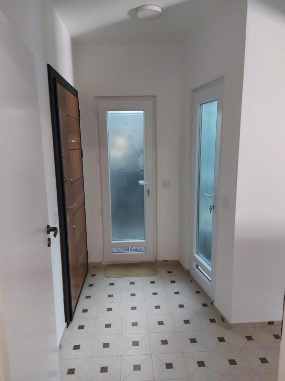 River Side Apartment - Bed and Breakfast Prizren