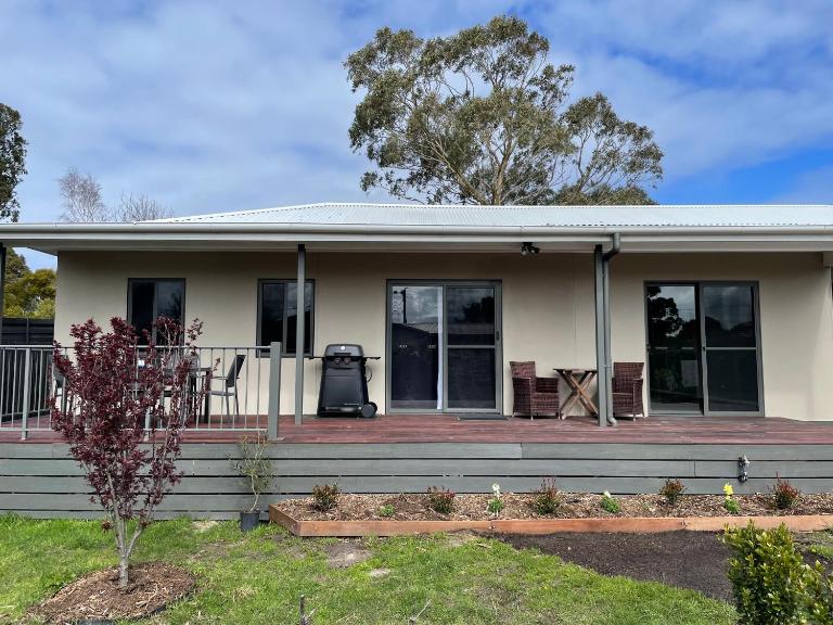 Serenity Cottage Wonthaggi - B&B North Wonthaggi