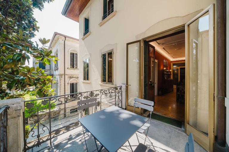Antico Villino - Elegant Accommodation with Parking - B&B Conegliano