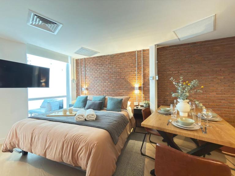 HOM I Loft Terraza Planta baja Familiar Lastarria - B&B Santiago de Chile