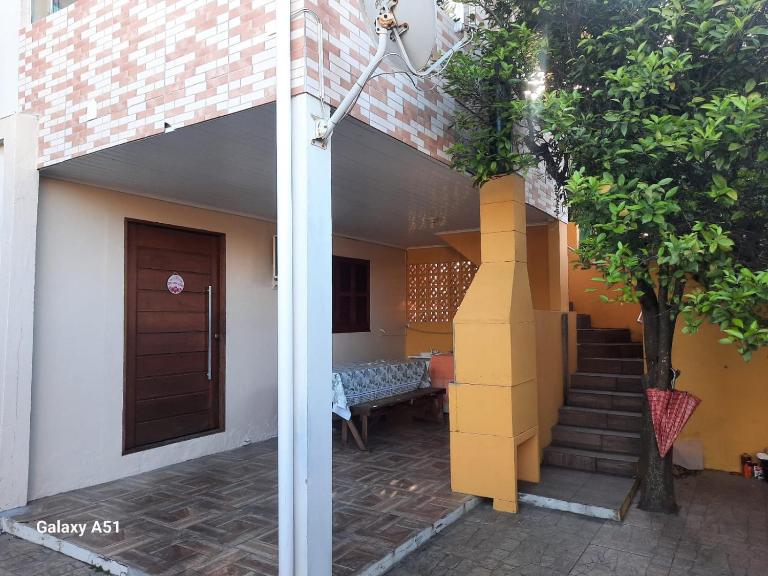 Apartamento térreo fundos - B&B Torres