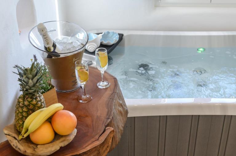 Naxos Island Escape Suites - B&B Pláka