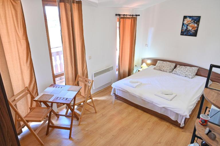 Charming Studio with Mountain View - Bansko by Flat Mаnаger - B&B Bansko