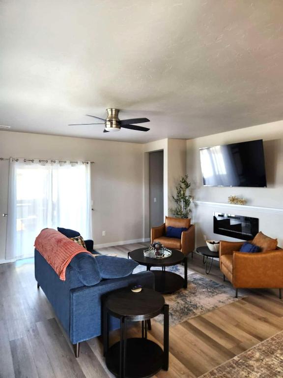 StarLuxe Stay and Play - B&B Star